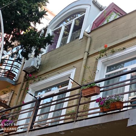 Guesthouse Melikishvili 57 Батумі Екстер'єр фото
