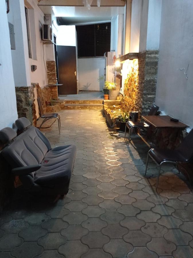 Guesthouse Melikishvili 57 Батумі Екстер'єр фото