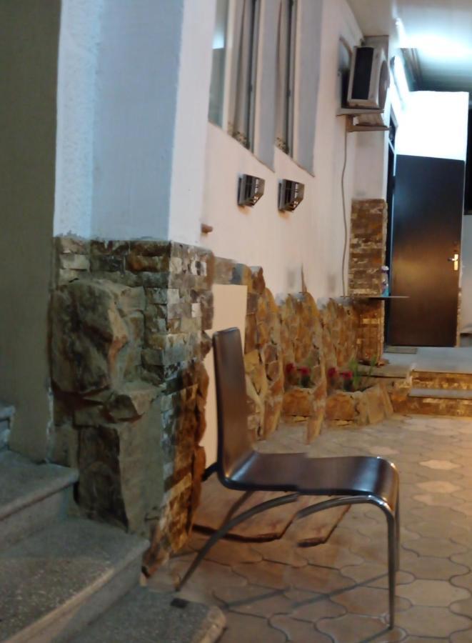Guesthouse Melikishvili 57 Батумі Екстер'єр фото