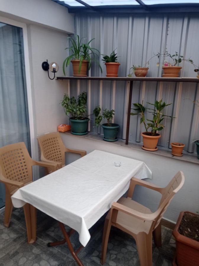 Guesthouse Melikishvili 57 Батумі Екстер'єр фото