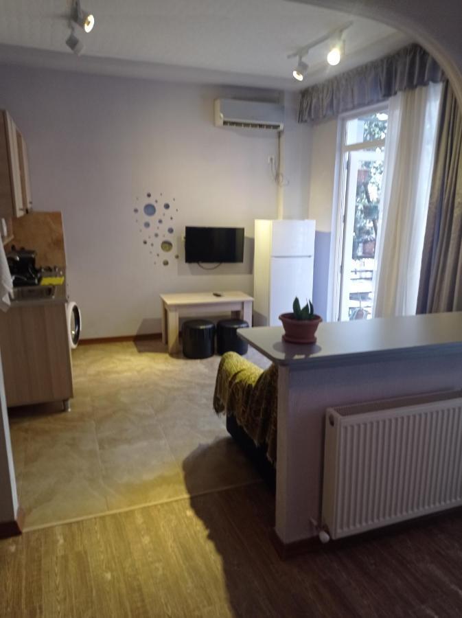 Guesthouse Melikishvili 57 Батумі Екстер'єр фото