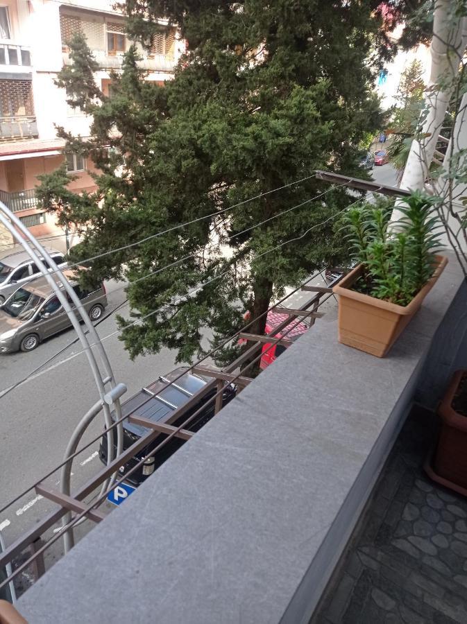 Guesthouse Melikishvili 57 Батумі Екстер'єр фото