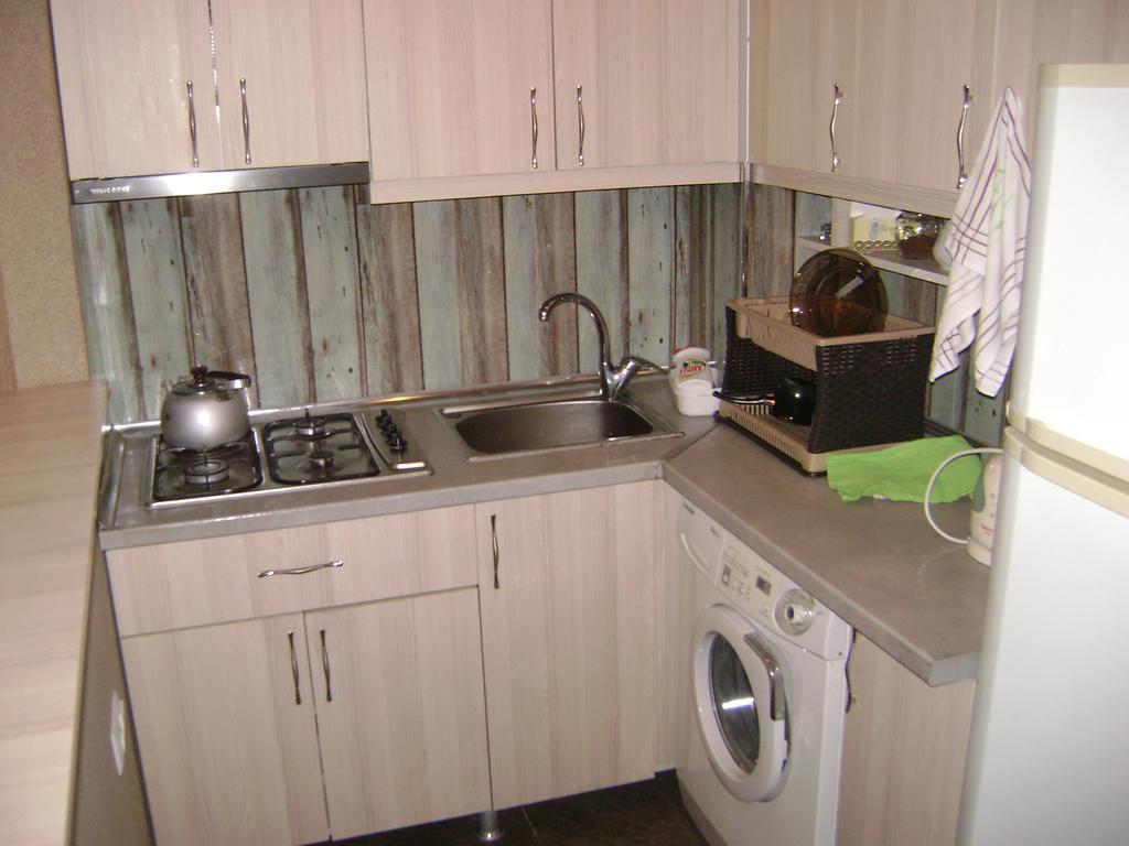 Guesthouse Melikishvili 57 Батумі Екстер'єр фото