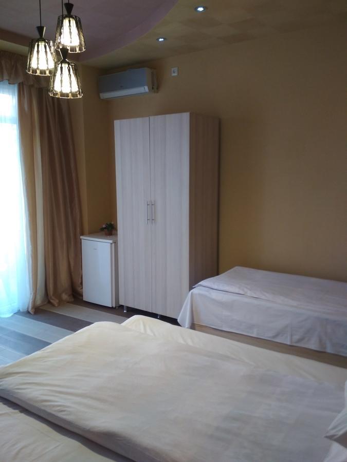 Guesthouse Melikishvili 57 Батумі Екстер'єр фото