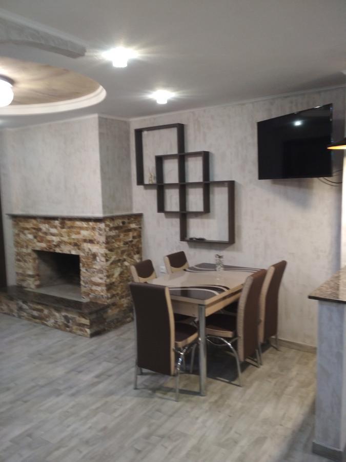 Guesthouse Melikishvili 57 Батумі Екстер'єр фото
